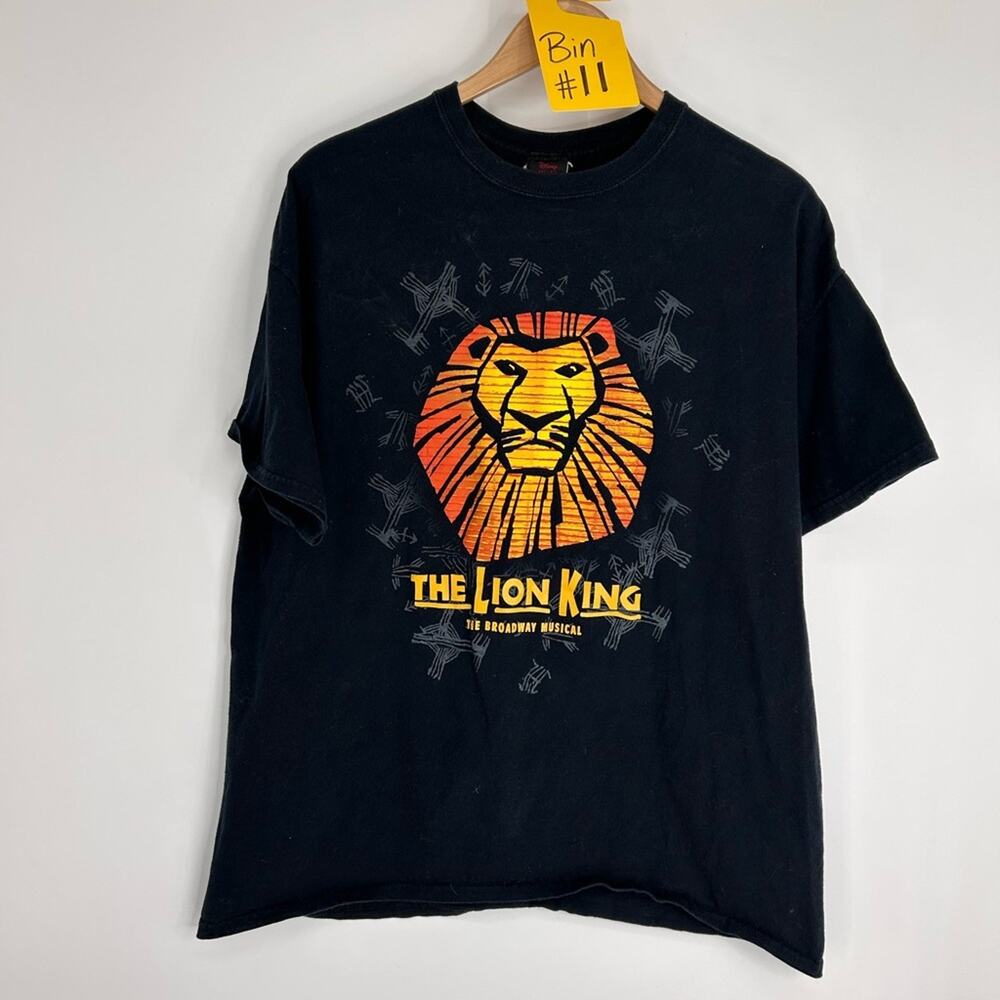 Vintage Disney Mens Spell Out The Broadway Musical The Lion King T-Shirt Size XL